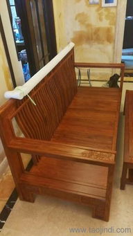 嶸輝紅木家具保養(yǎng)與古家具維護指南——三水區(qū)專業(yè)家具安裝維修服務(wù)