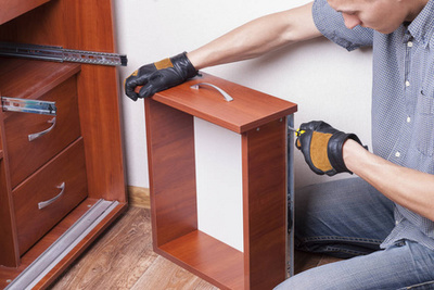 家具維修服務 從修理到安裝的專業(yè)指南